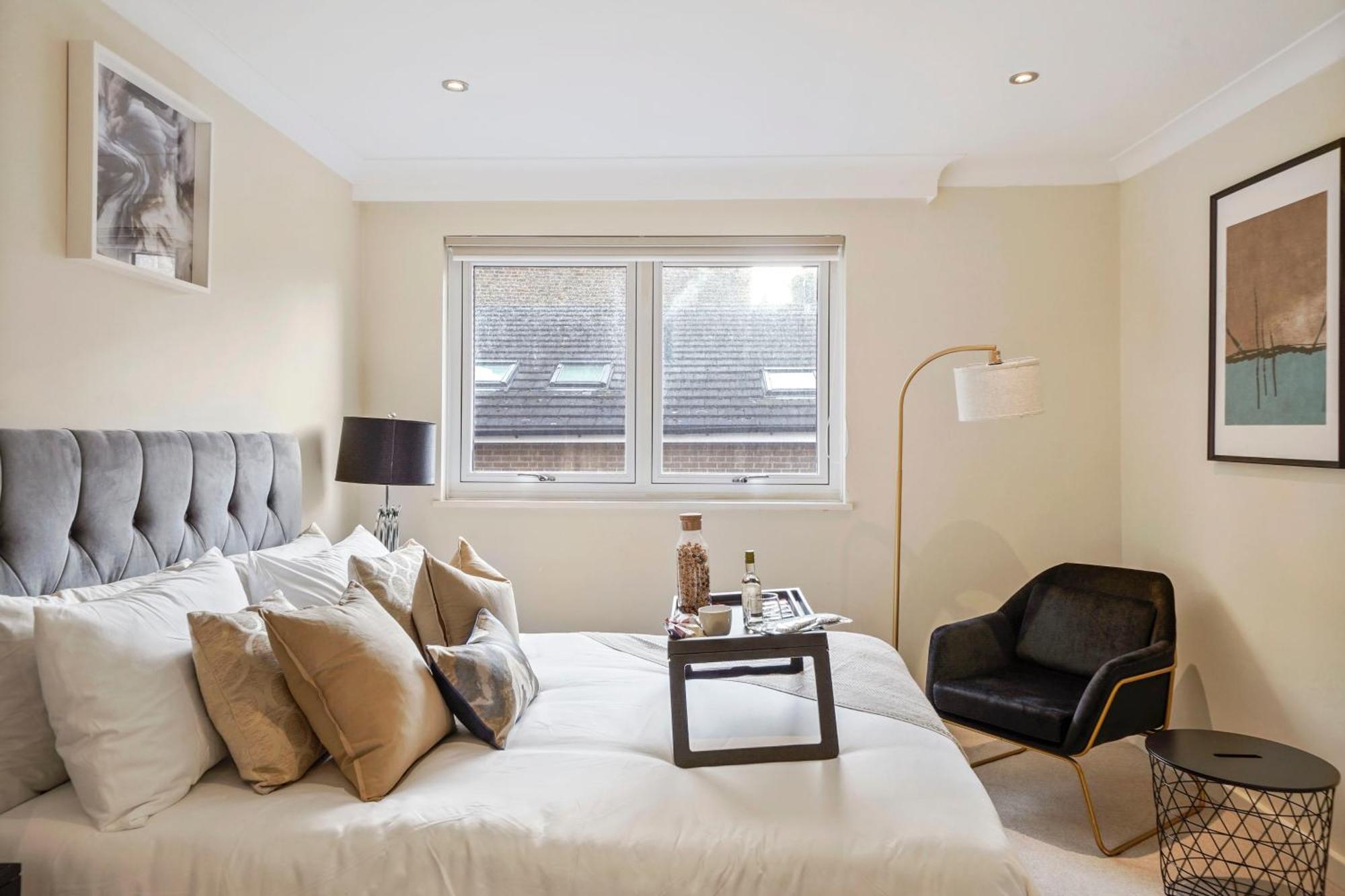 فيلا Mews House London With Private Patio & Parking المظهر الخارجي الصورة