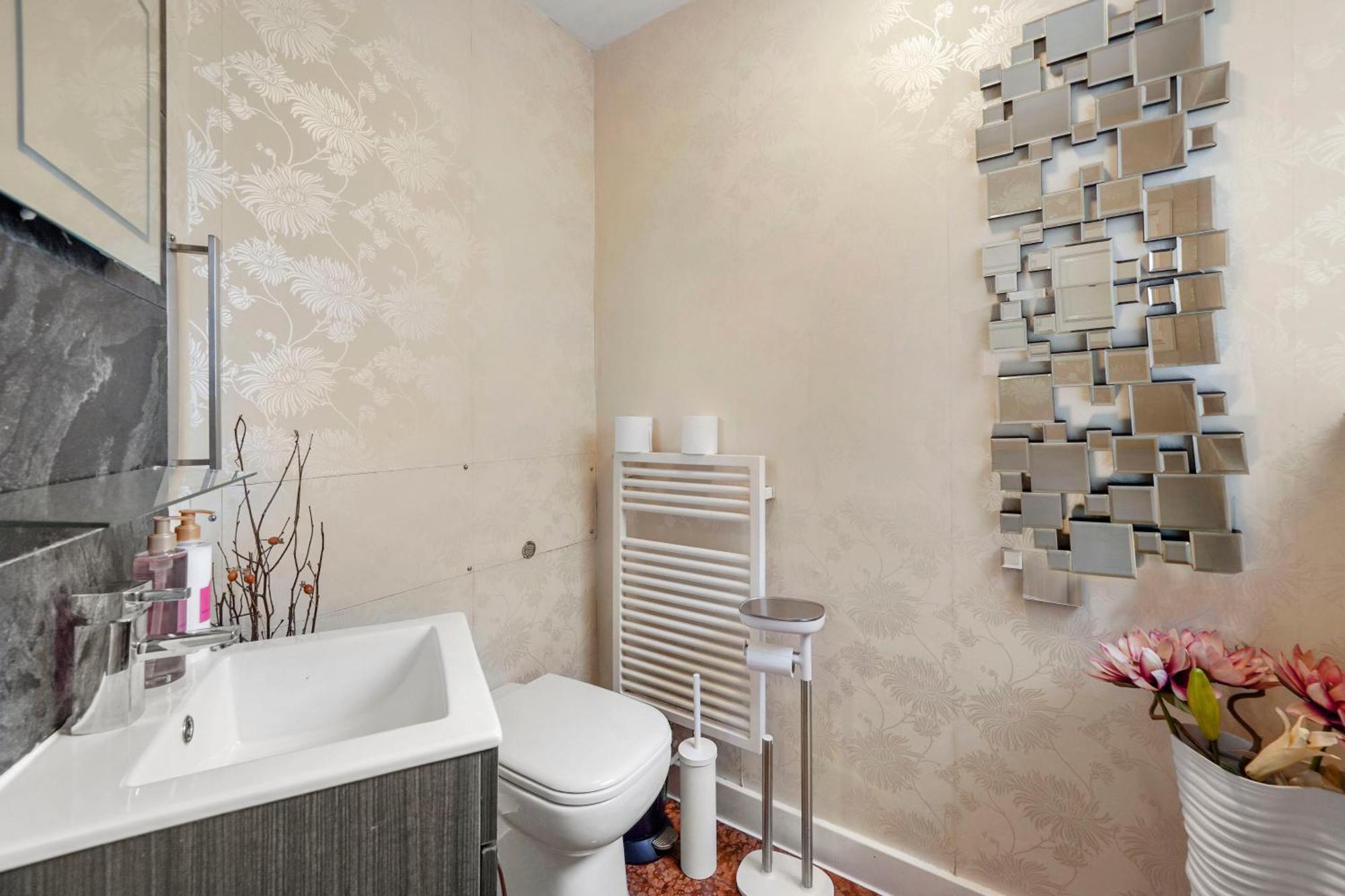 فيلا Mews House London With Private Patio & Parking المظهر الخارجي الصورة