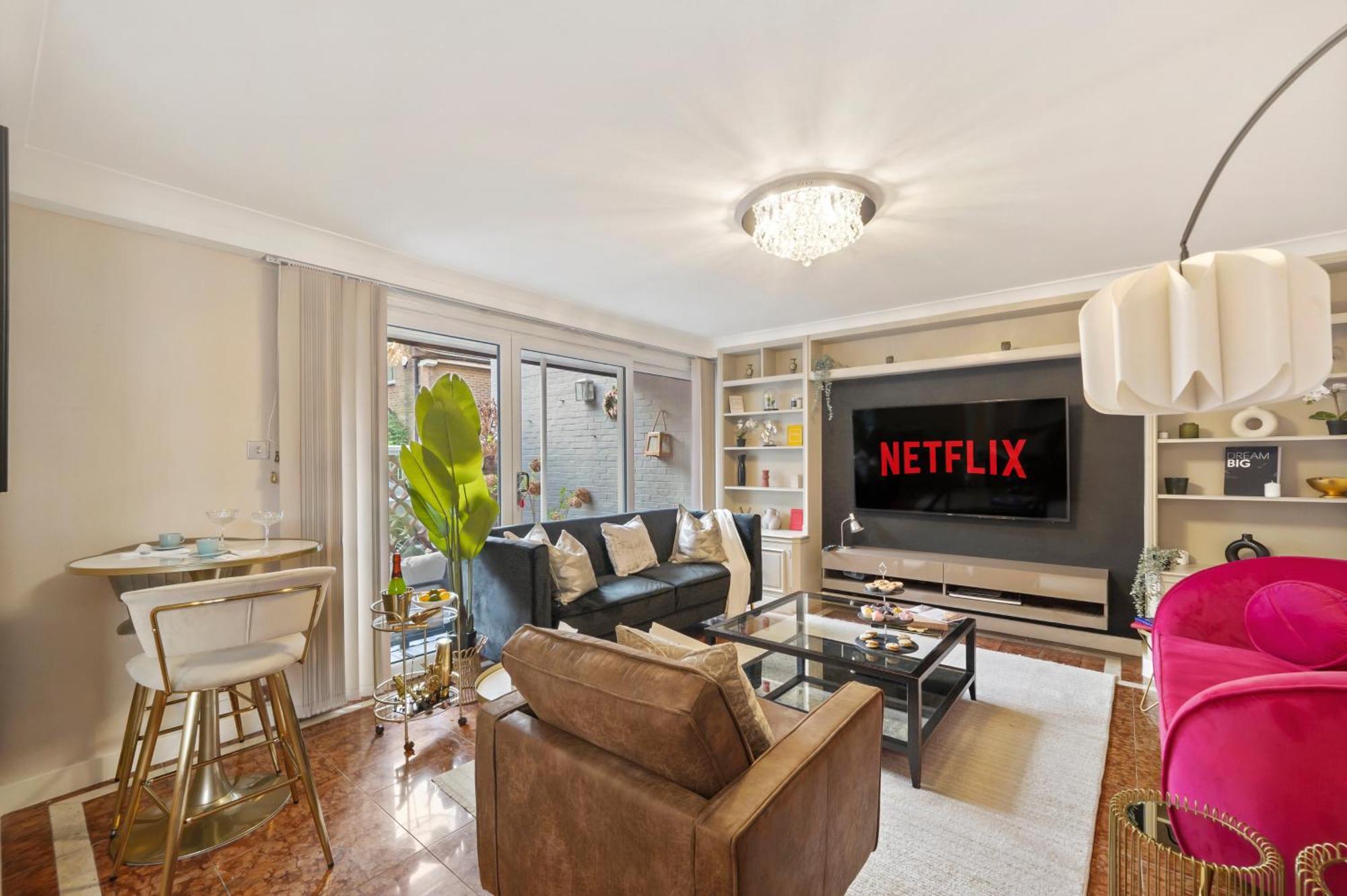فيلا Mews House London With Private Patio & Parking المظهر الخارجي الصورة
